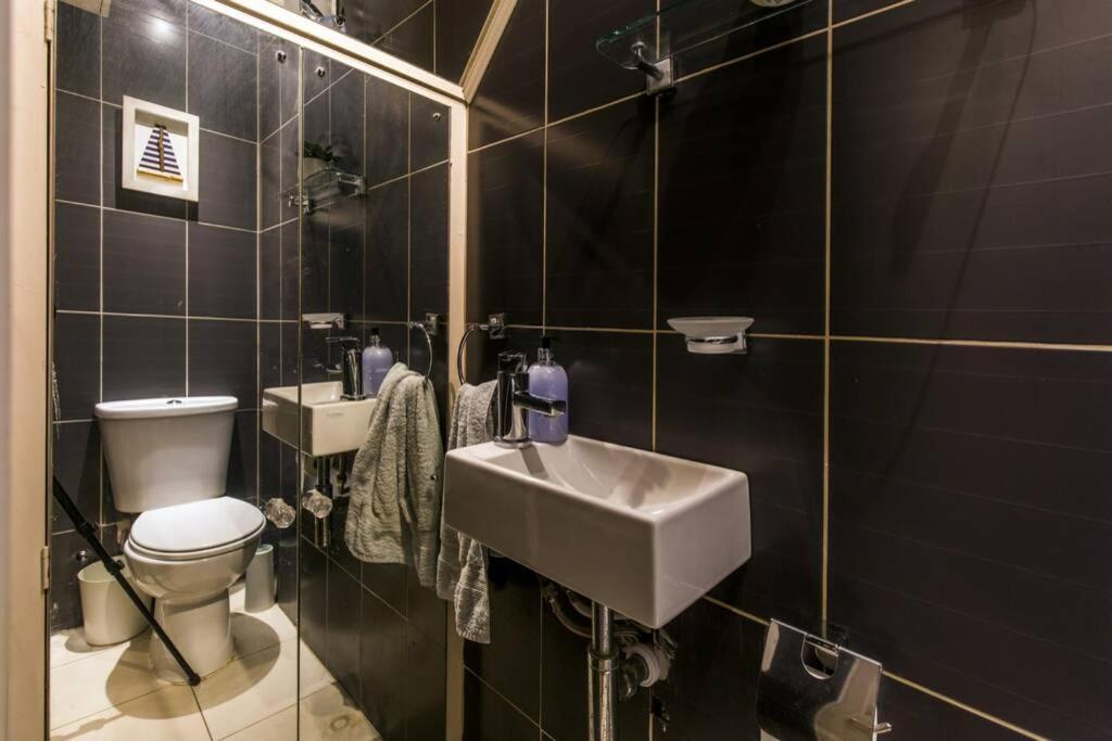 Fulham Fancy - Cosy 4 Bedroom With Garden Near Hammersmith And Fulham By The River ! Apartment *