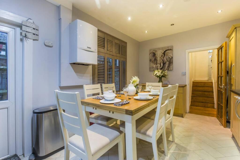 Fulham Fancy - Cosy 4 Bedroom With Garden Near Hammersmith And Fulham By The River ! Apartment