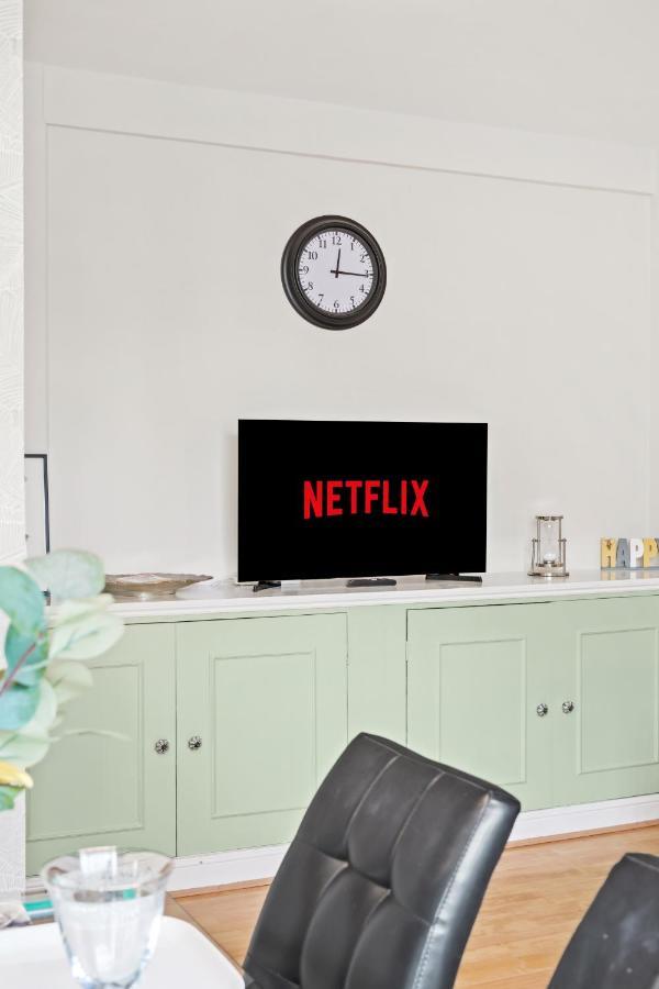 Dream Key Chelsea: Serviced With Netflix * London