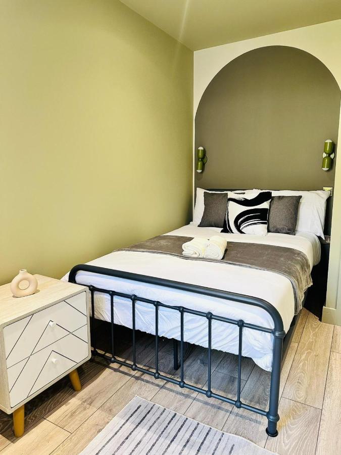 Boutique Ensuite Like