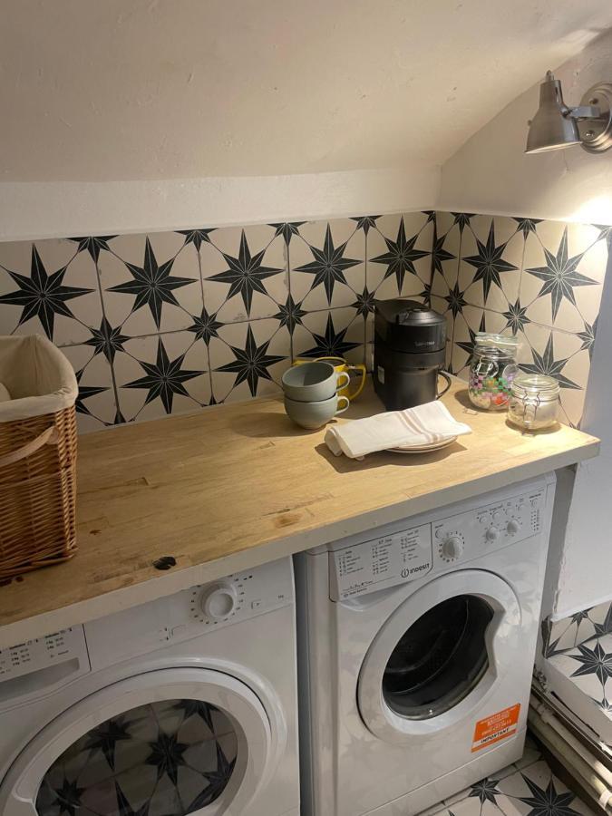 Beautiful Victorian House, Sleeps 12 Feriehus