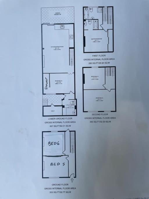 Beautiful Victorian House, Sleeps 12 Feriehus London