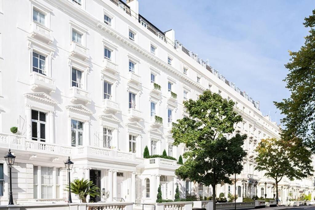Beautiful Victorian In Hyde Park By Tube Stations - No Stairs Apartment London