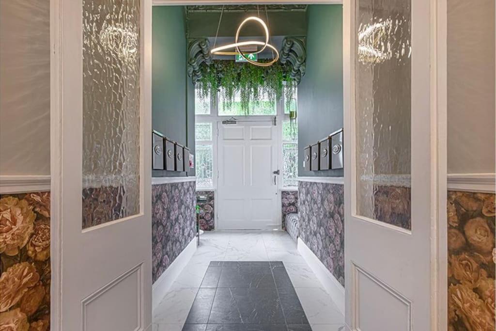 Appartement Gorgeous Hyde Park With Elevator Access By Tube Metro Stations *
