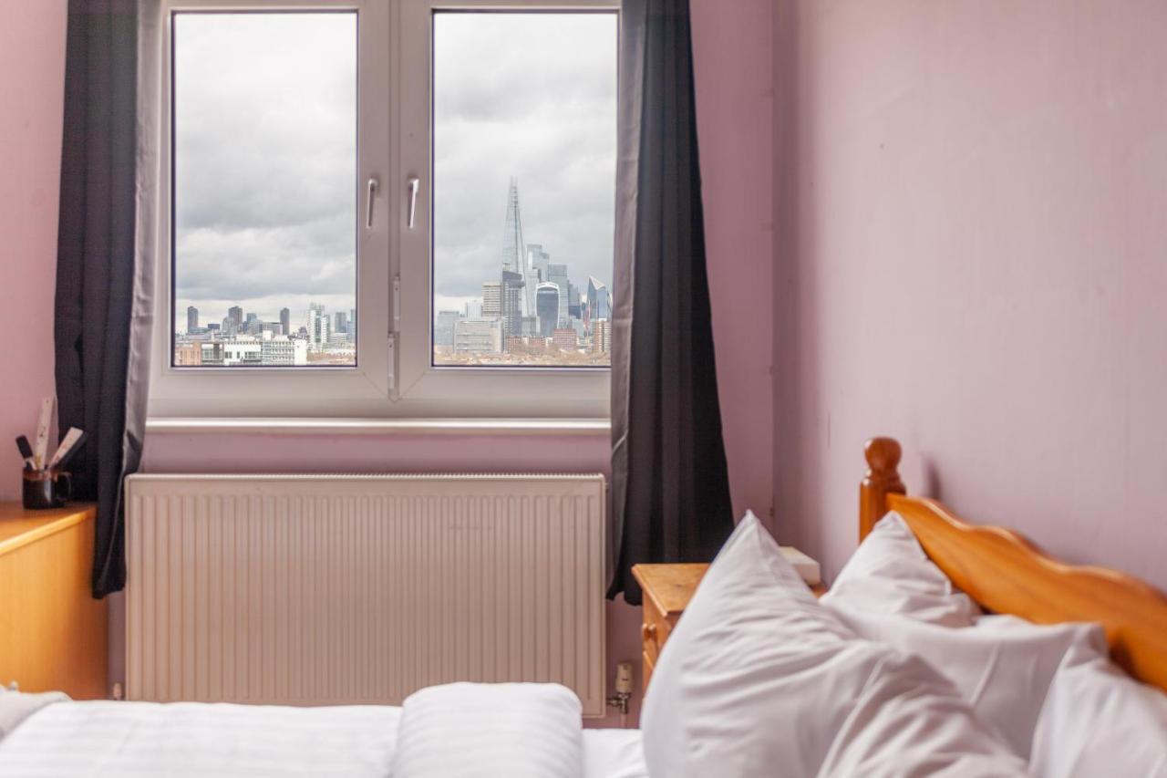 Modern Flat Wbalcony & View, East Apartamento Londres