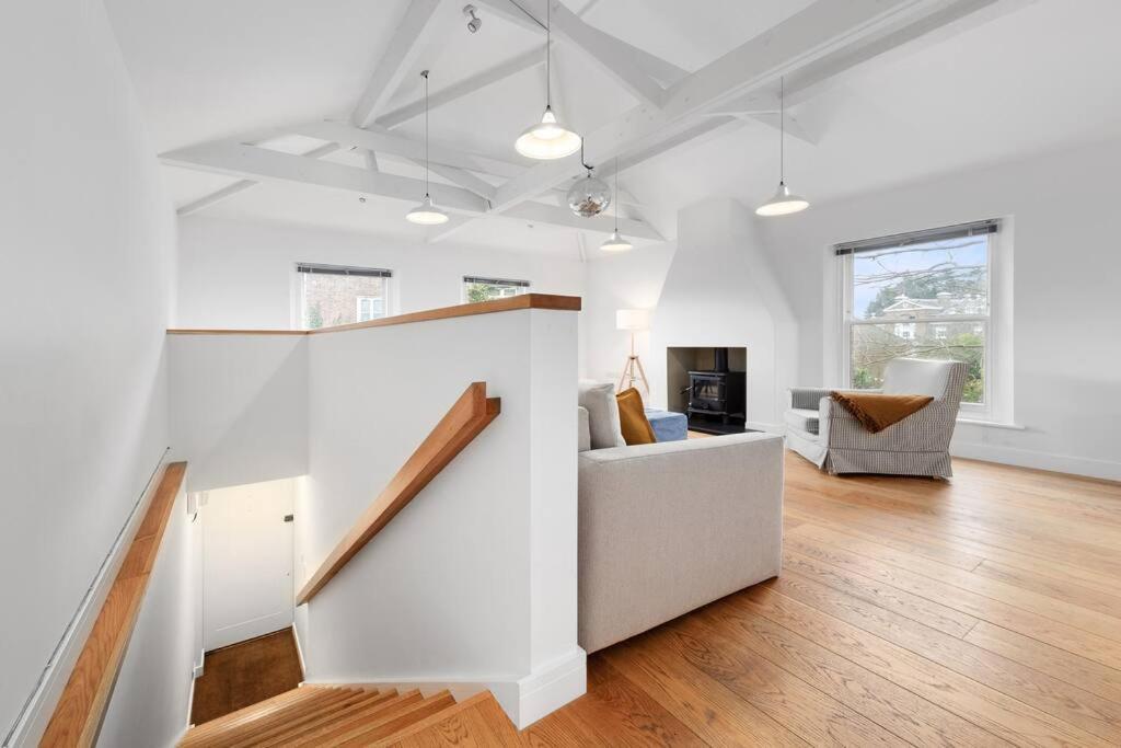 Flourish - The Annex - Dulwich Village Apartment *