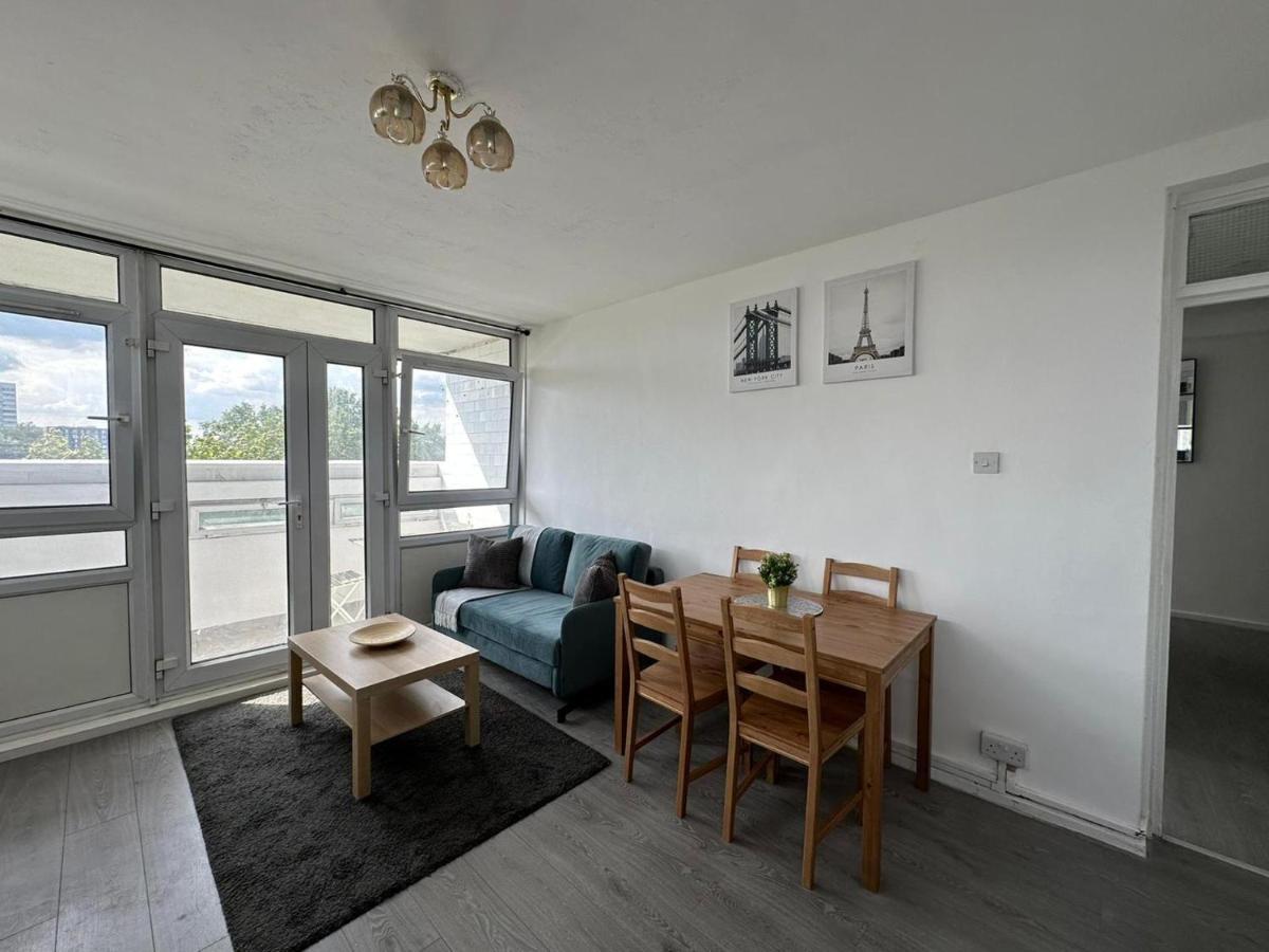 Lovely 3-bed In Apartamento Londres
