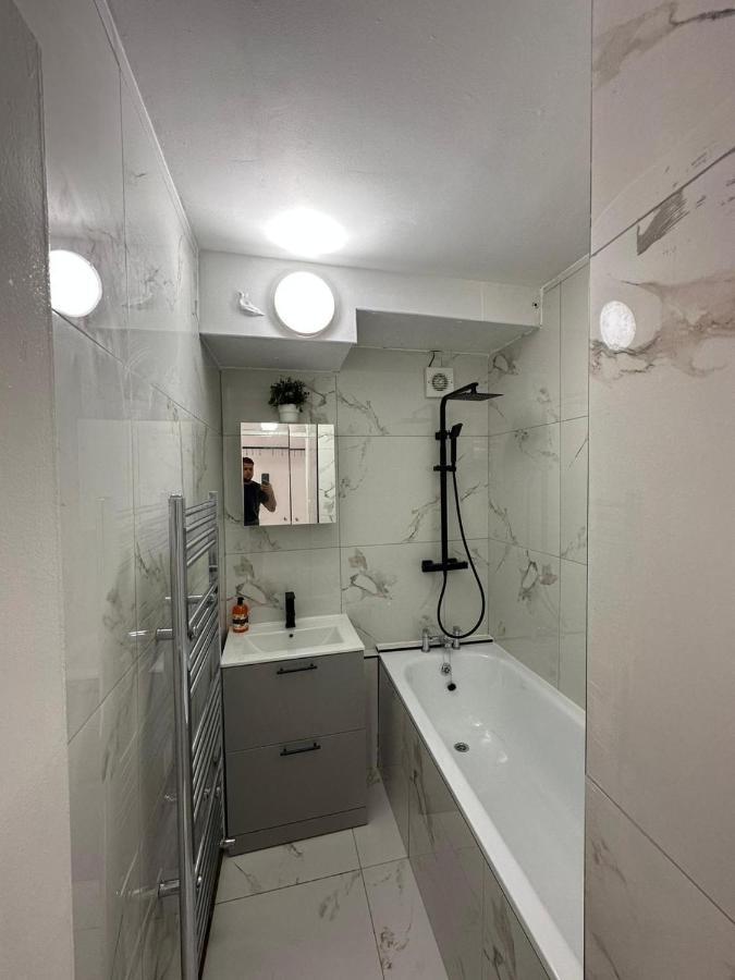 Lovely 3-bed In Londres