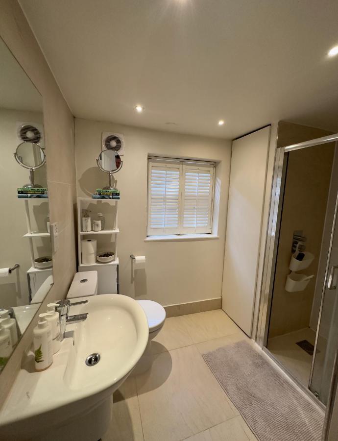 Pretty Little Mews House * London