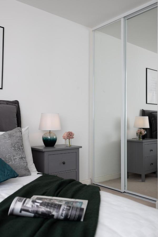 Apartamento Contemporary 2-bedroom