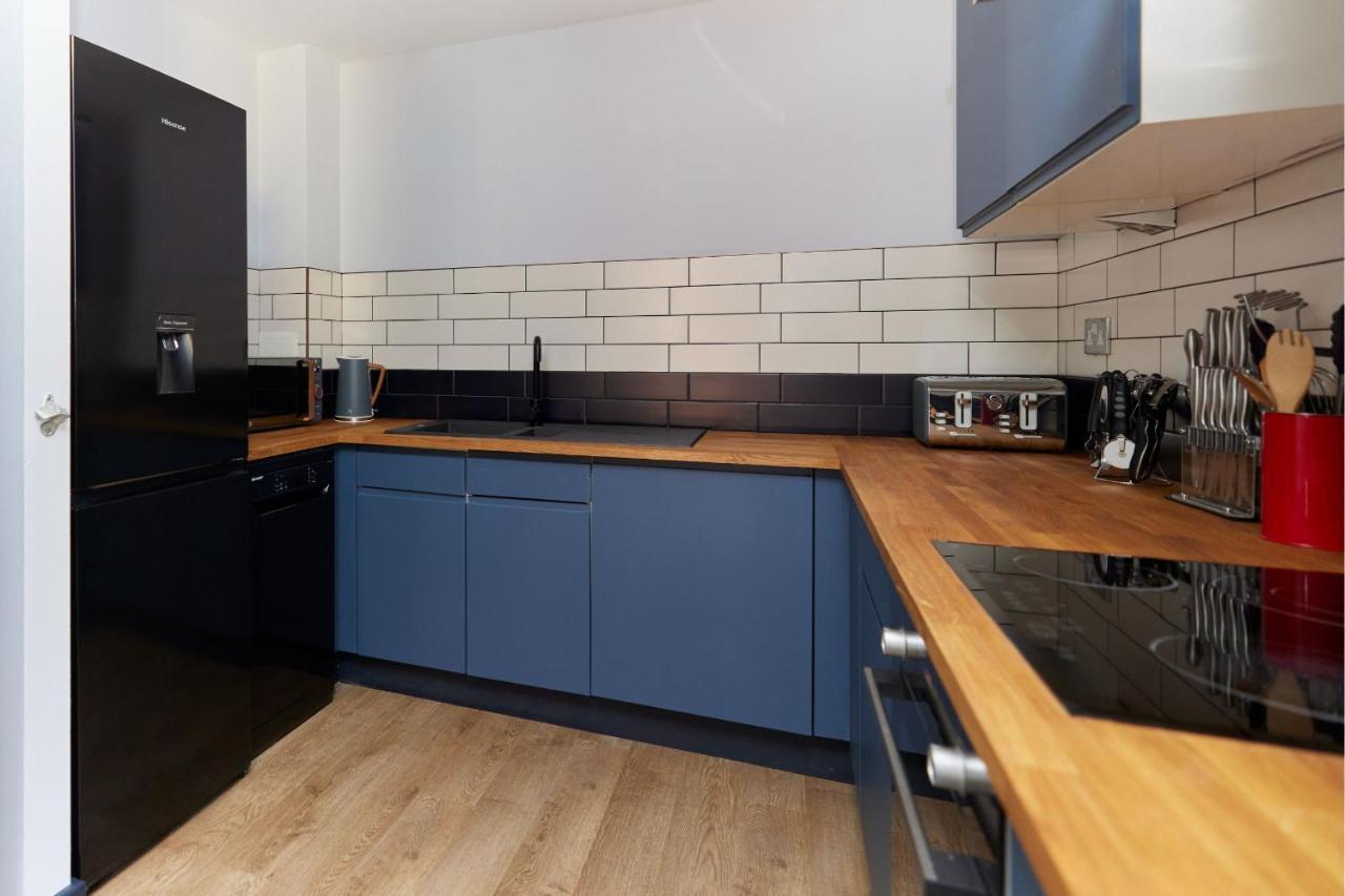 Appartement The Whitechapel Place - Stunning 2bdr Flat With Balcony Londen