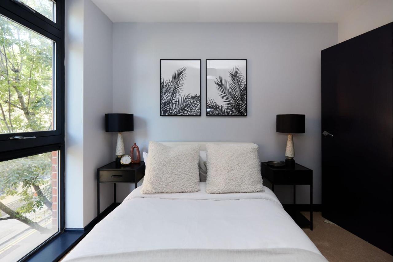 Appartement The Whitechapel Place - Stunning 2bdr Flat With Balcony Londen