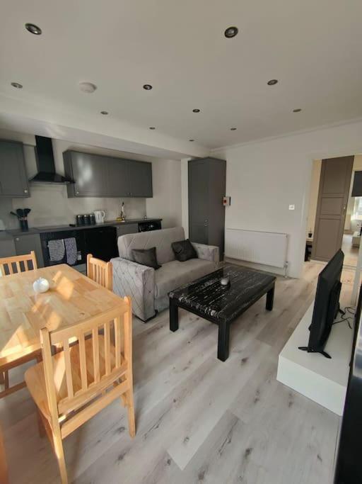 Leilighet Flat 5 Crawford St, 1 Bedroom, 1 Bathroom Flat *