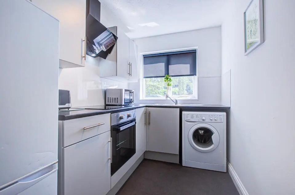 Spacious 2 Bedroom Apartamento Londres
