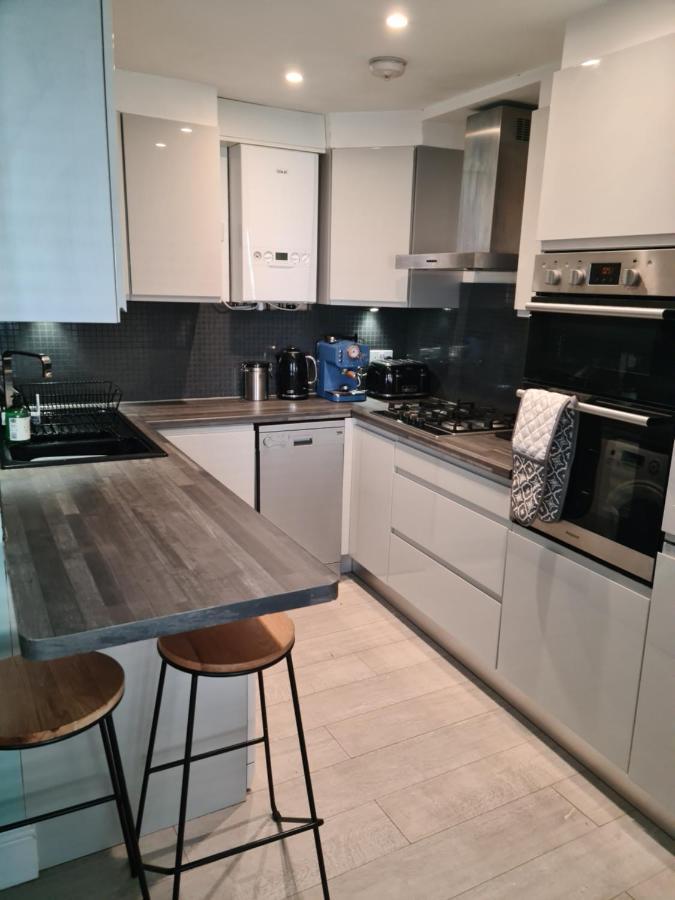 2 Bed From Apartment