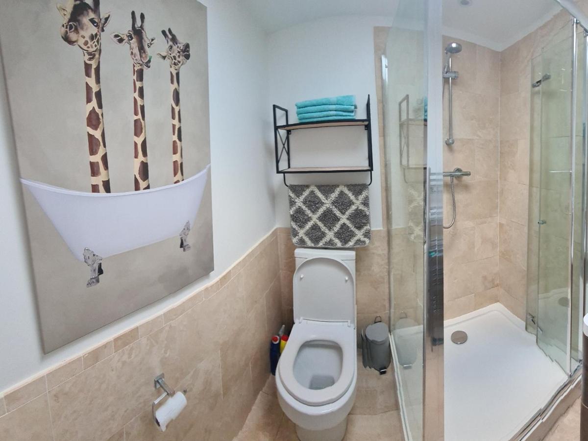2 Bed From London