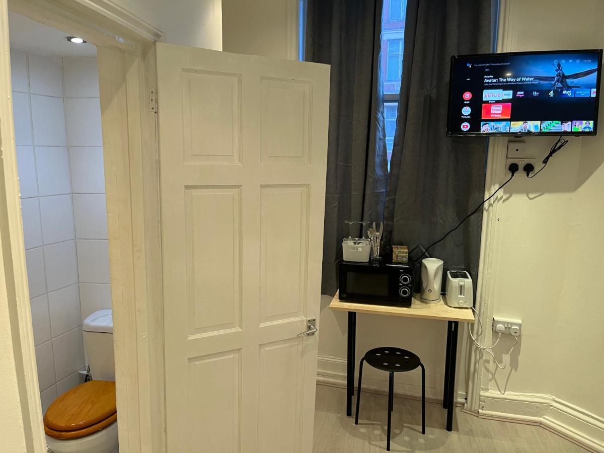 Y2 Bed & Breakfast
