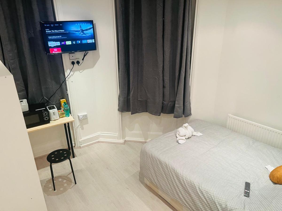 Bed & Breakfast Y2 *