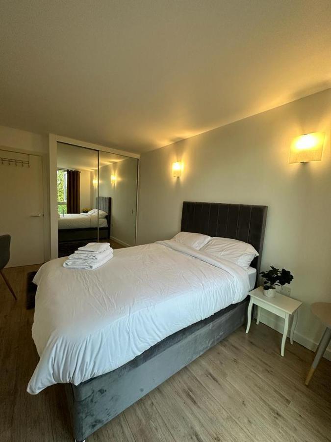 Luxury Modern 1 Bedroom With Balcony Londen