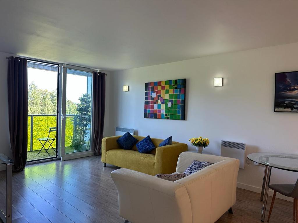 Luxury Modern 1 Bedroom With Balcony Londen