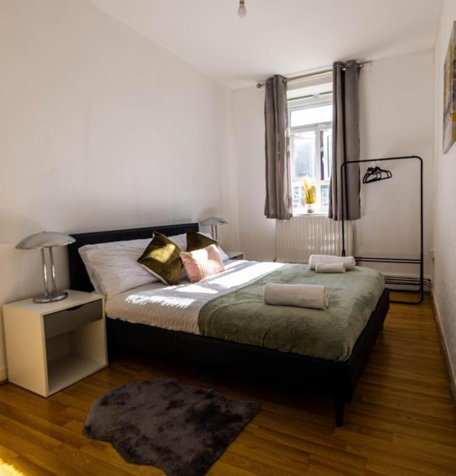 Apartamento Pristine 3 Beds Hackney E9 Londres