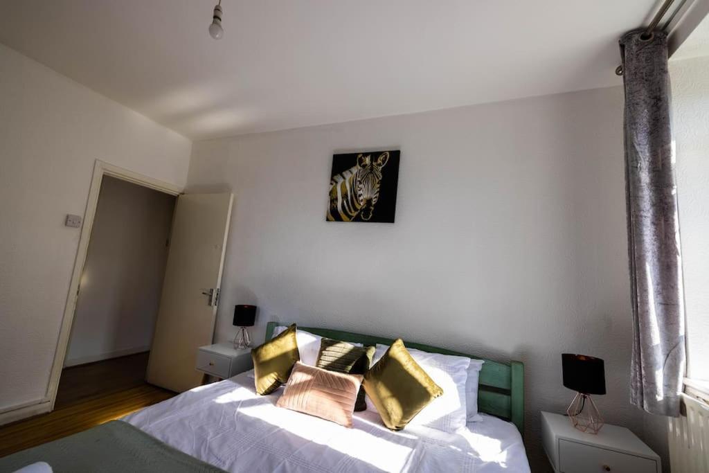 Pristine 3 Beds Hackney E9 Apartamento