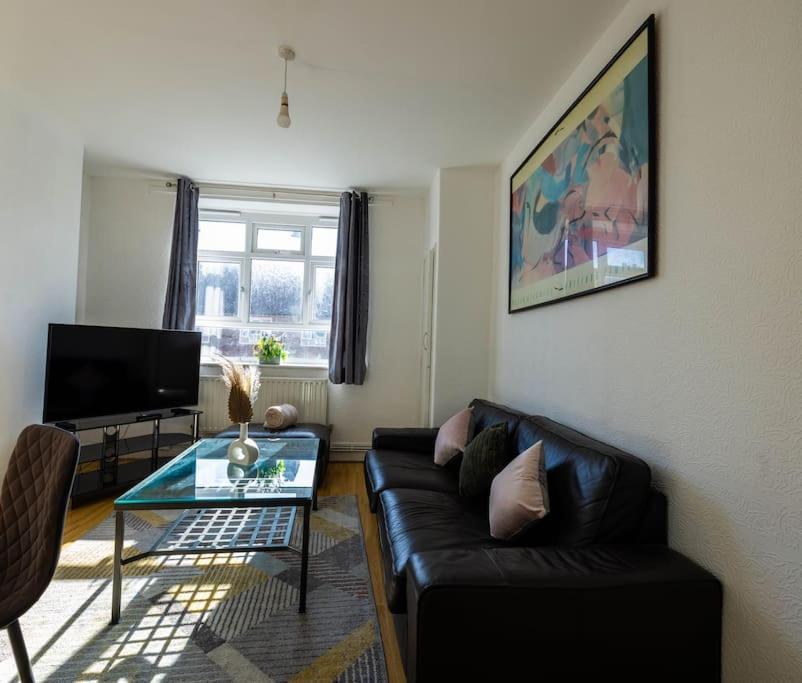 Pristine 3 Beds Hackney E9 Apartamento *