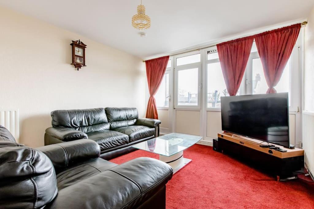 One Bed - 25 Mins From Bridge Appartement *