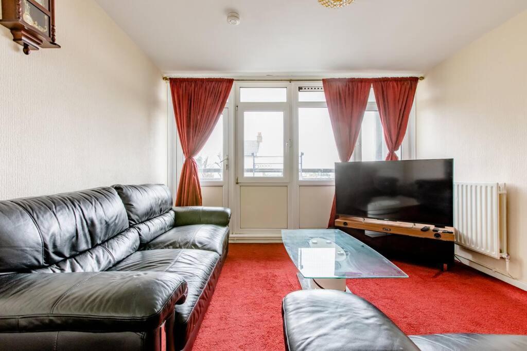 Appartement One Bed - 25 Mins From Bridge *
