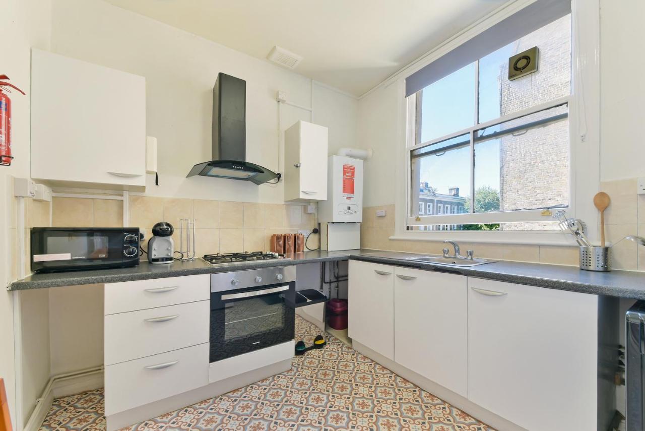 Leilighet Maidavale 2 Bed - Sleeps 6 London