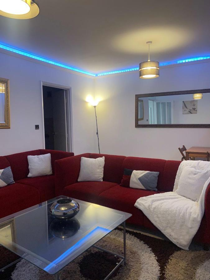 Apartment In - 24 7 Security London