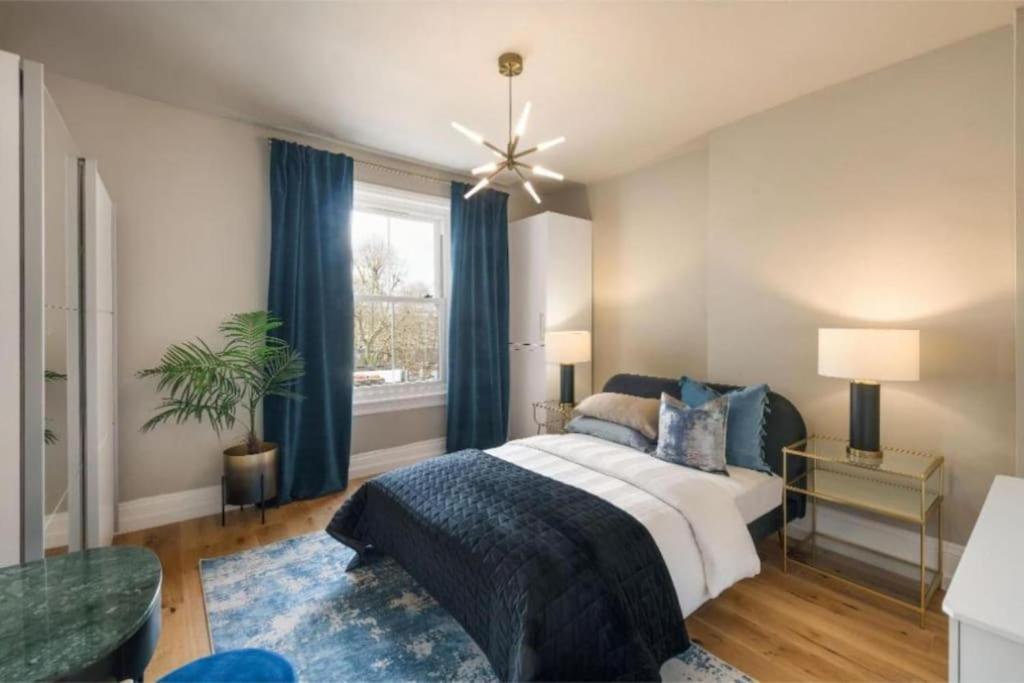 Apartment Gorgeous Hyde Park With Lift-elevator Access & View