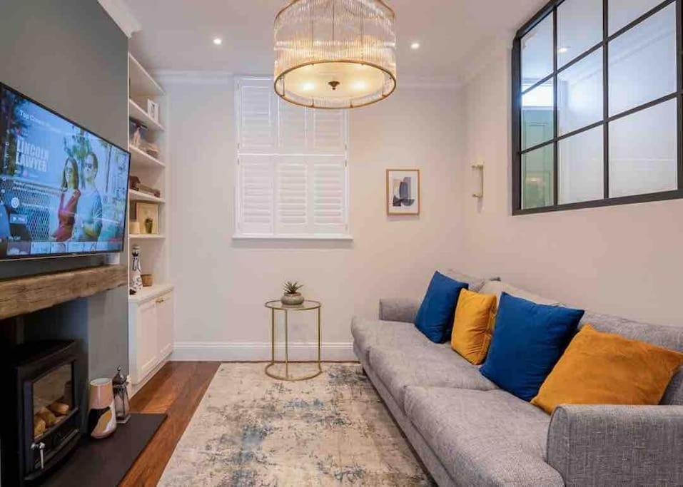 Сasa de vacaciones Whole House, Ensuite & Garden, 3 Bedrooms Londres