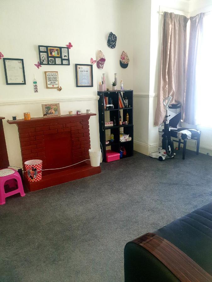 Guest house Ema London