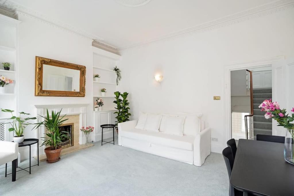 Apartment Beautiful Two Bedroom Maisonette In The Heart Of Chelsea London