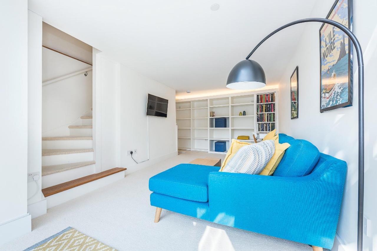 Hidden Gem In Chiswick, Stylish 1 Bedroom House London