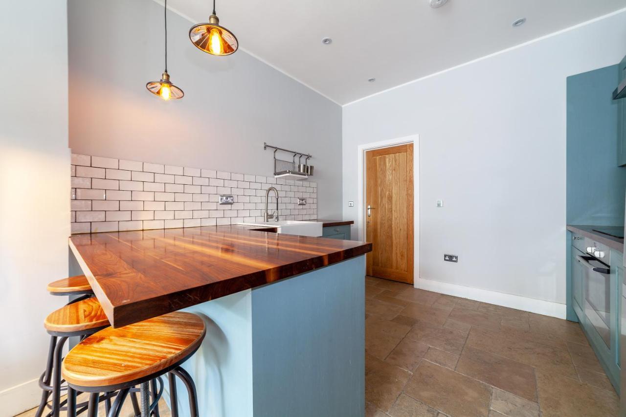 Apartment Bright Groundfloor 3br Flat, Brockley, Se London