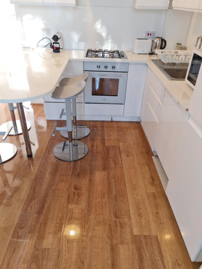 Primrose Hill - Charming, Cosy, 2 Double Bedrooms Leilighet London