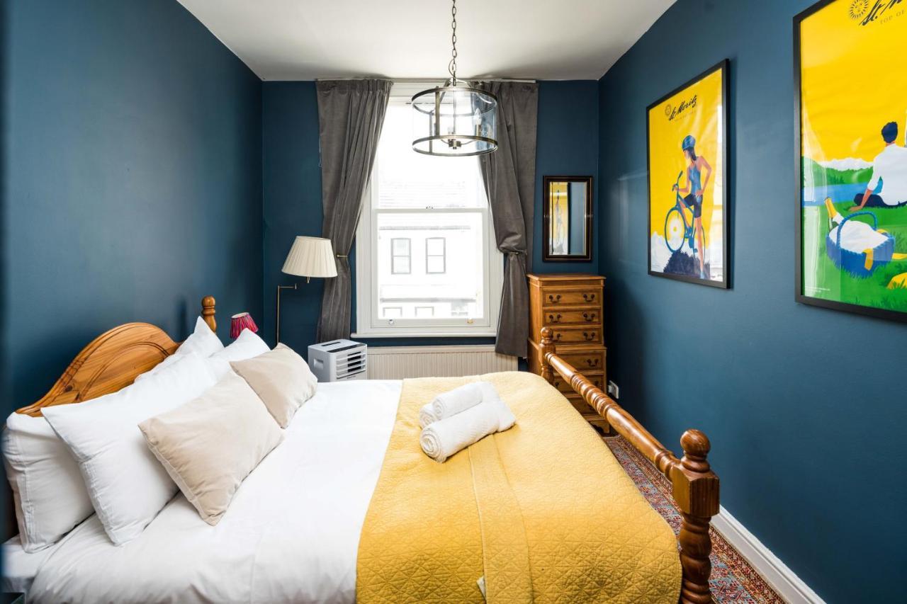 Elegant And Peaceful 2bd - Barons Court/london Appartement Londen