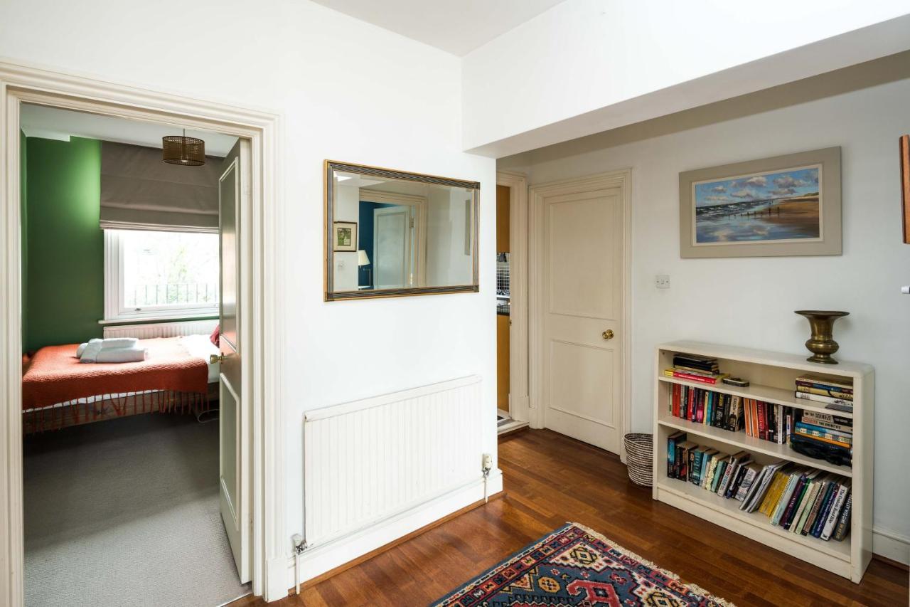 Elegant And Peaceful 2bd - Barons Court/london Apartment *