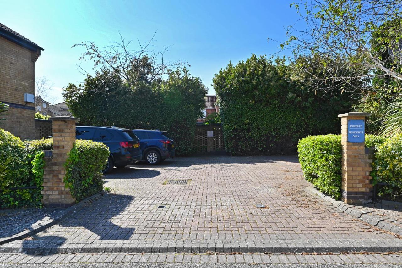 Modern House Near Canary Wharf, Excel, Greenwich Holiday home