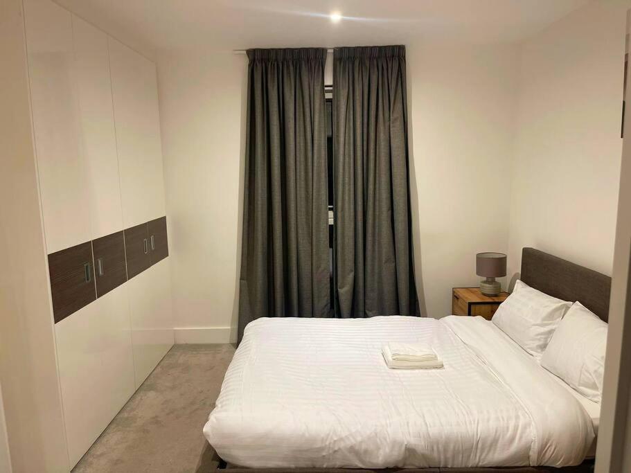 Morden Luxury 2bedroom Apartment *
