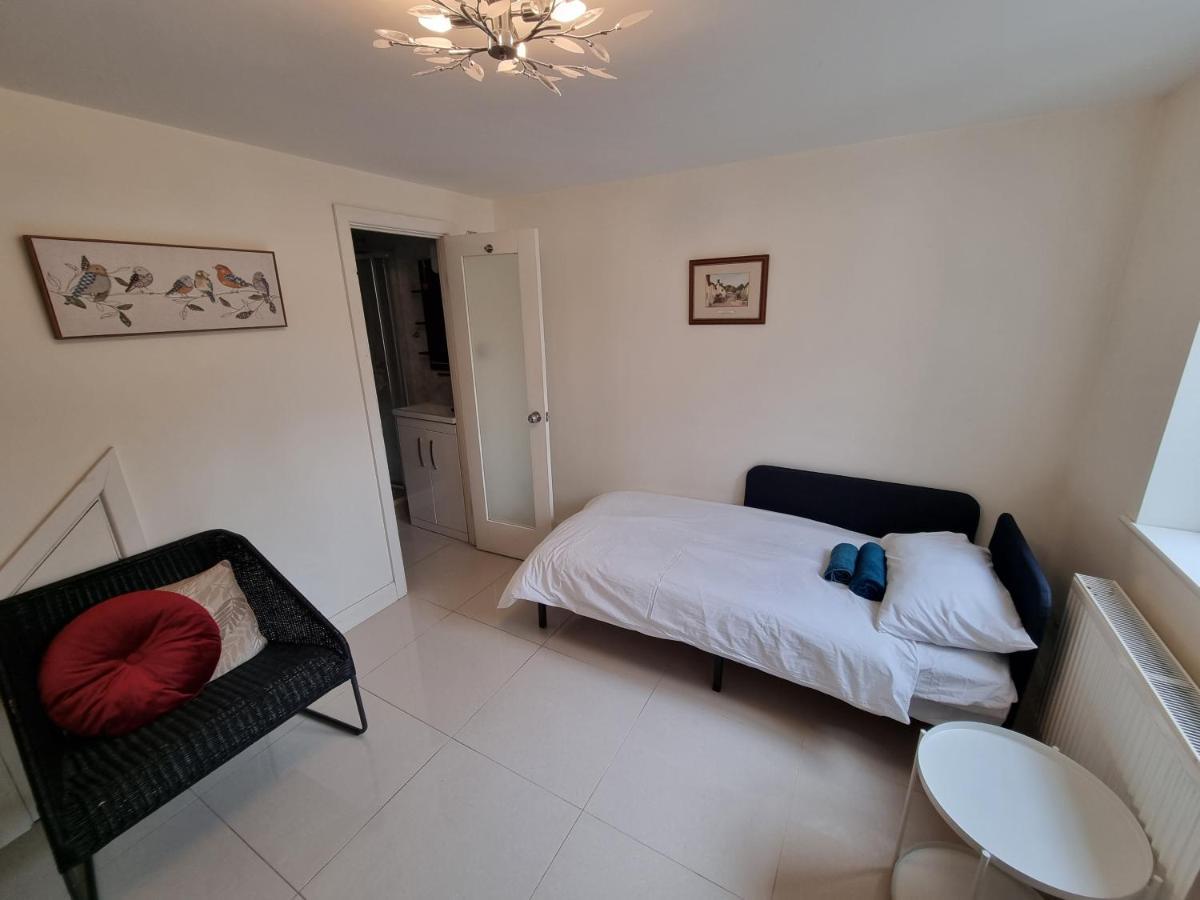 Gasthof Single With En-suite Shower In Zone 1