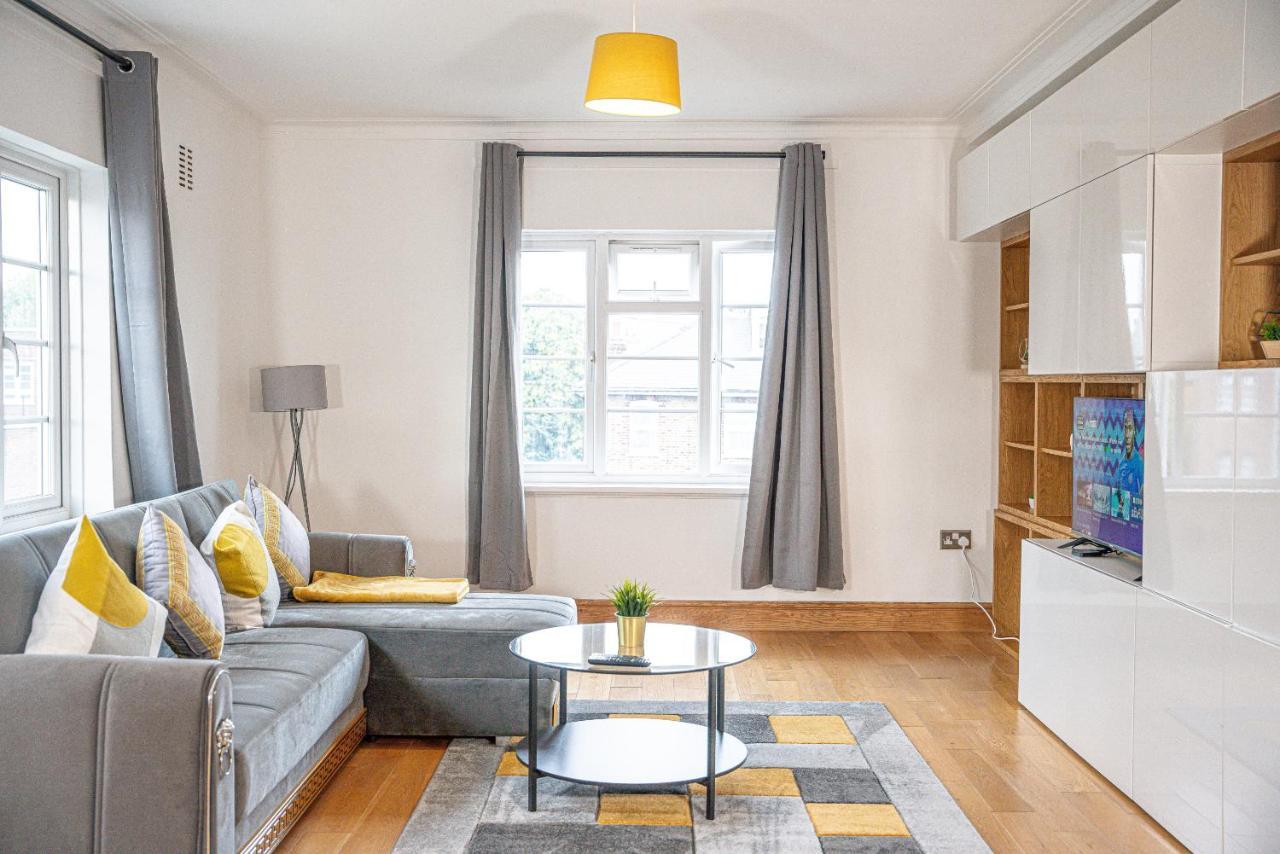 Apartment Kilburn Lighthouse