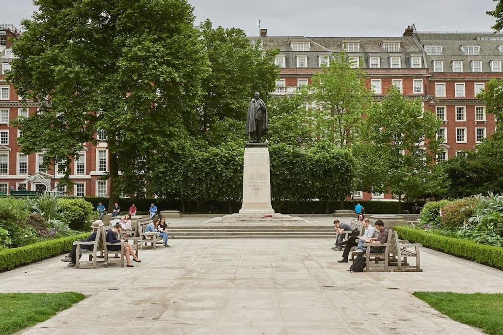 Uber Mayfair Luxury Apartment London