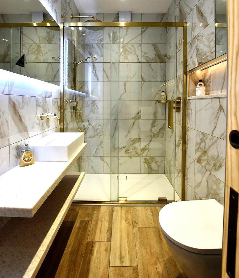 Luxury Flat On Fulham/chelsea Border * Londen