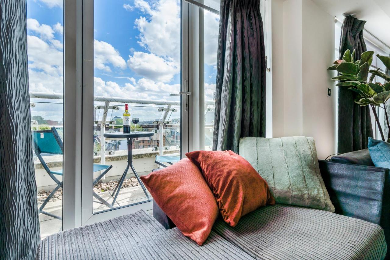Bridge Penthouse - Luxury Apartment