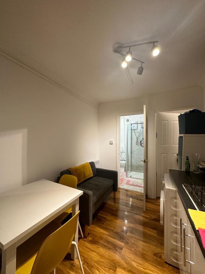 1 Bedroom Flat In Notting Hill, Portobello * London