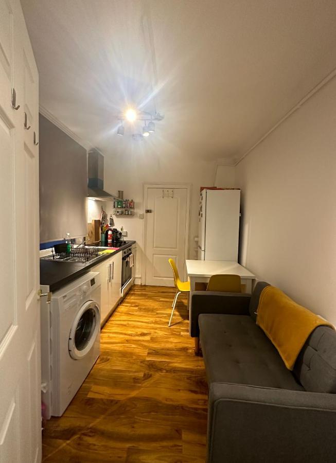 1 Bedroom Flat In Notting Hill, Portobello Apartment London