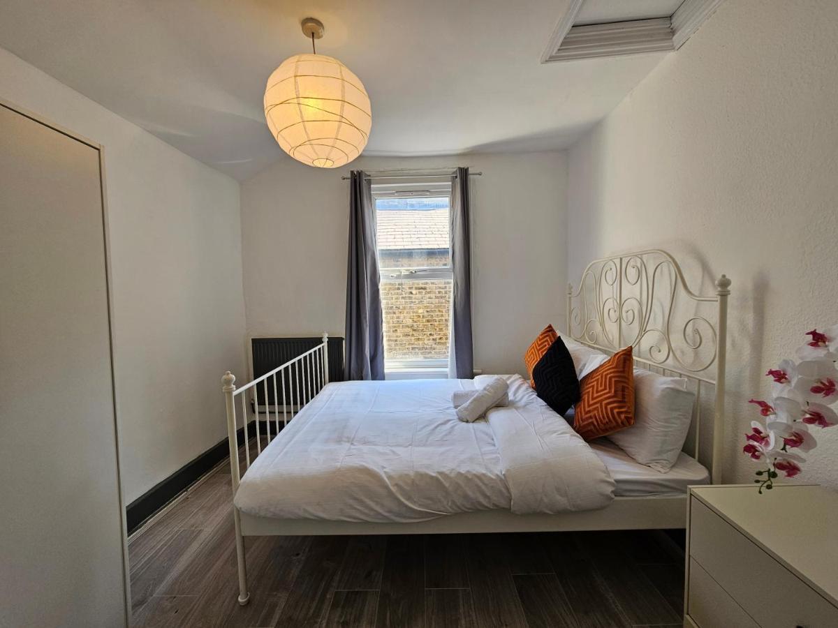 Privat overnatting Family Near Queen Mary College *